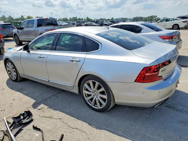 YV1A22ML9H1012789 2017 VOLVO S90 - Image 2