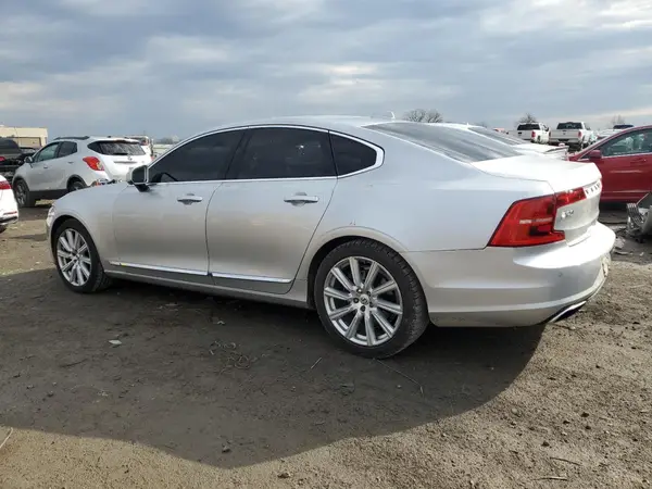 YV1A22ML9H1017104 2017 VOLVO S90 - Image 2