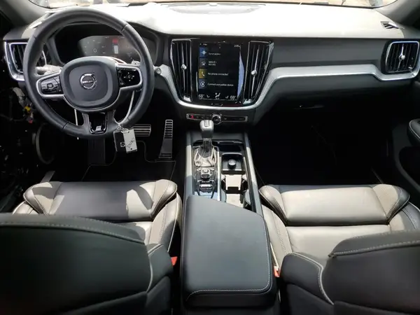 YV1A22SM6K1337161 2019 VOLVO V60 - Image 8