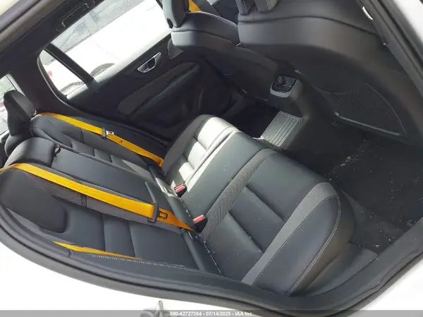 2024 VOLVO V60 auction photo 8