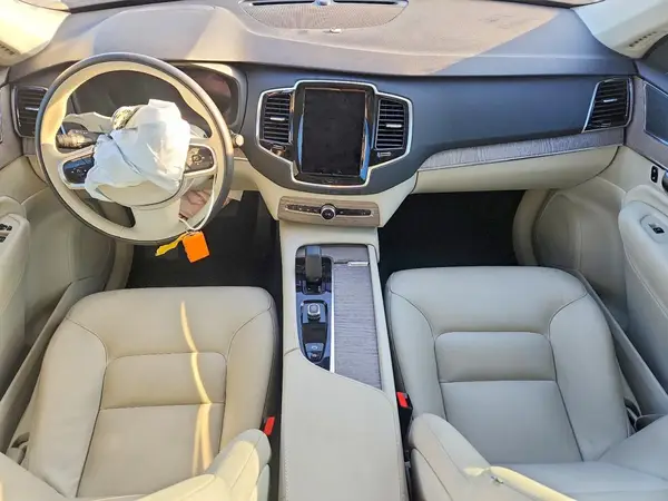 YV40621N8P1936731 2023 VOLVO XC90 - Image 8