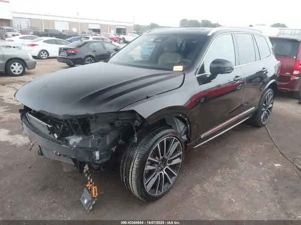 YV4062JB0S1361460 2025 VOLVO XC90 - Image 2
