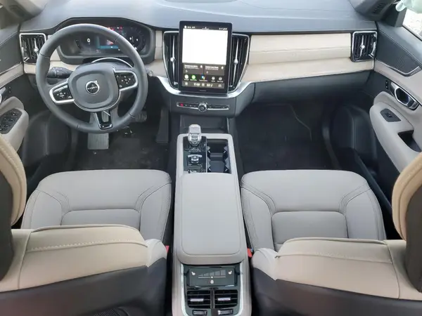 YV4062JB7S1380863 2025 VOLVO XC90 - Image 8