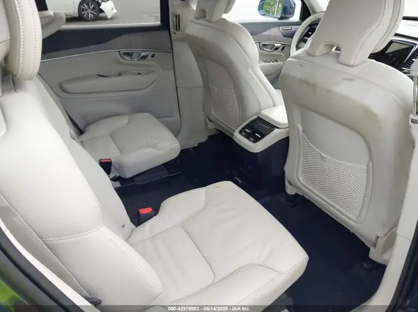 YV4062JE2R1185015 2024 VOLVO XC90 - Image 8