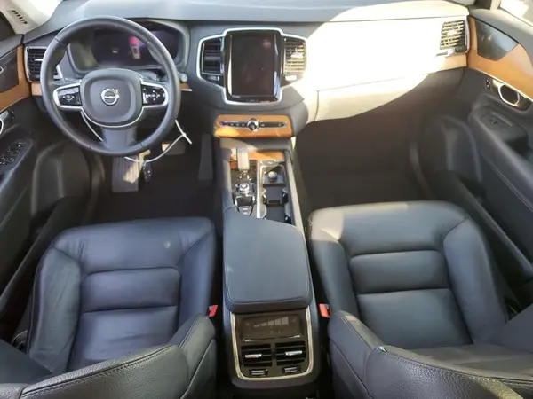 YV4062JE8S1321542 2025 VOLVO XC90 - Image 8