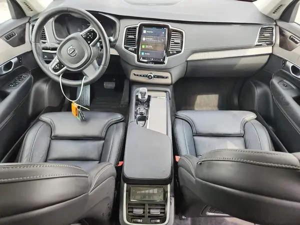 YV4062JF7R1201668 2024 VOLVO XC90 - Image 8