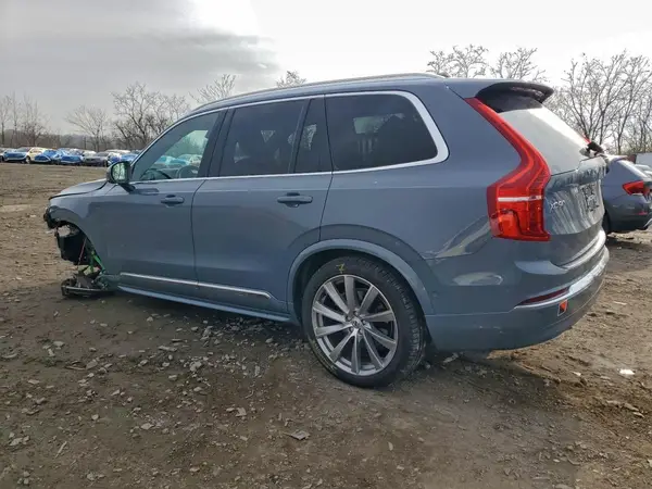 YV4062PA1P1938907 2023 VOLVO XC90 - Image 2