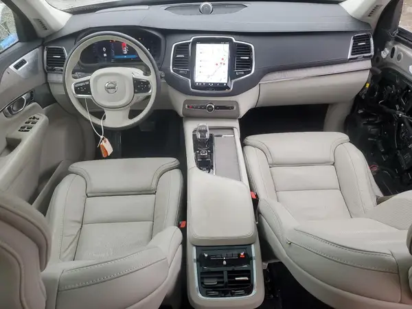YV4062PA1P1958154 2023 VOLVO XC90 - Image 8