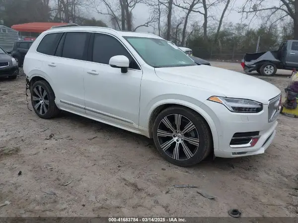 YV4062PA8P1959317 2023 VOLVO XC90 - Image 1
