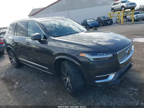 YV4062PAXP1904903 2023 VOLVO XC90 - Image 1