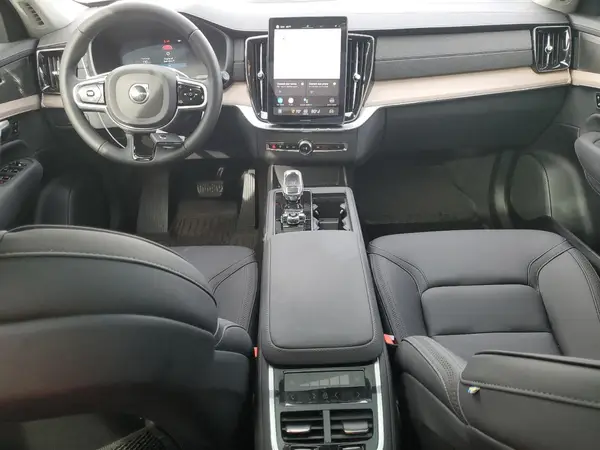 YV4062PB0S1362650 2025 VOLVO XC90 - Image 8