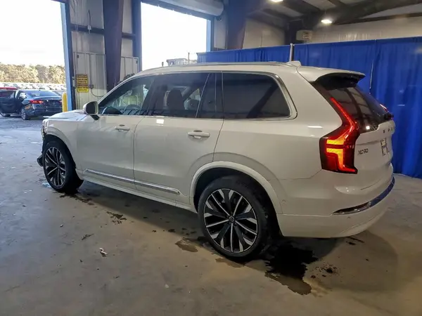 YV4062PB0S1376662 2025 VOLVO XC90 - Image 2