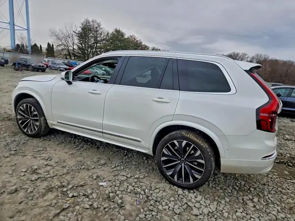 YV4062PB3S1353411 2025 VOLVO XC90 - Image 2