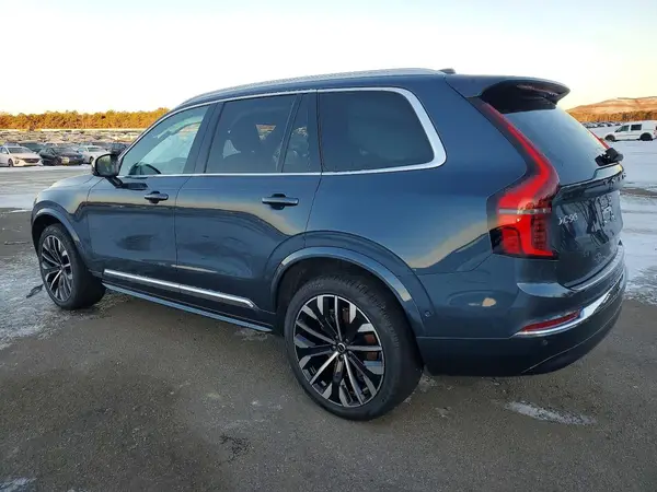 YV4062PB5T1429986 2026 VOLVO XC90 - Image 2