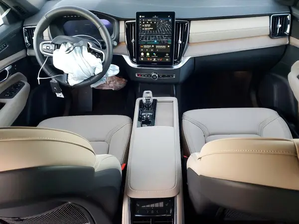 YV4062PB5T1429986 2026 VOLVO XC90 - Image 8