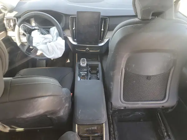 YV4062PB9S1376580 2025 VOLVO XC90 - Image 8