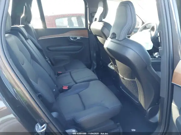 YV4062PE0R1177230 2024 VOLVO XC90 - Image 8