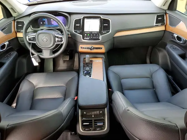 YV4062PE0R1187305 2024 VOLVO XC90 - Image 8