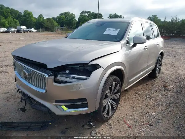 YV4062PE0S1299396 2025 VOLVO XC90 - Image 2