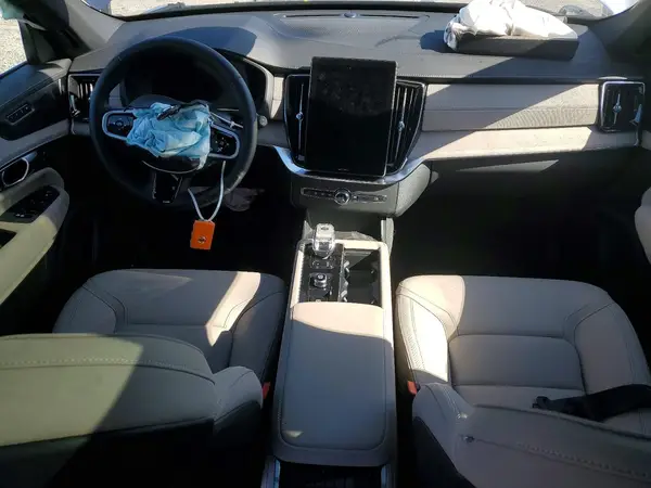 YV4062PE0T1521808 2026 VOLVO XC90 - Image 8