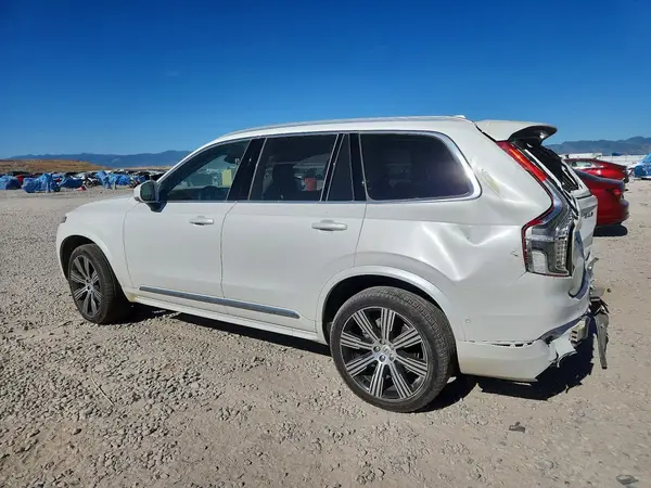 YV4062PE2S1303139 2025 VOLVO XC90 - Image 2