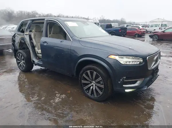 YV4062PE2S1324248 2025 VOLVO XC90 - Image 1