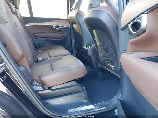 YV4062PE3R1202931 2024 VOLVO XC90 - Image 8