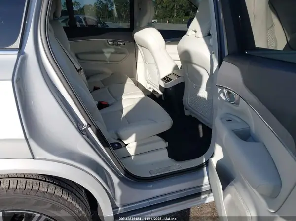 YV4062PE3S1291440 2025 VOLVO XC90 - Image 8