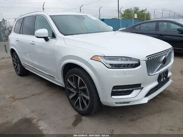 YV4062PE4R1146319 2024 VOLVO XC90 - Image 1