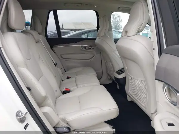 YV4062PE4R1146319 2024 VOLVO XC90 - Image 8
