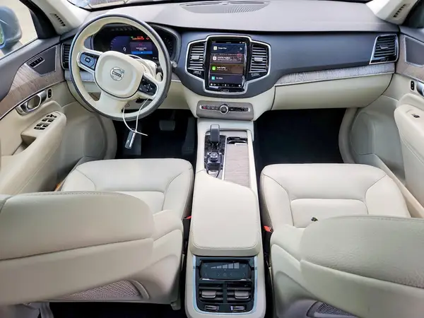 YV4062PE4R1179174 2024 VOLVO XC90 - Image 8