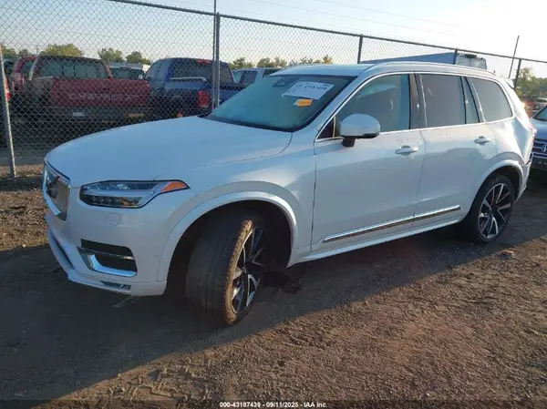 YV4062PE5R1154008 2024 VOLVO XC90 - Image 2