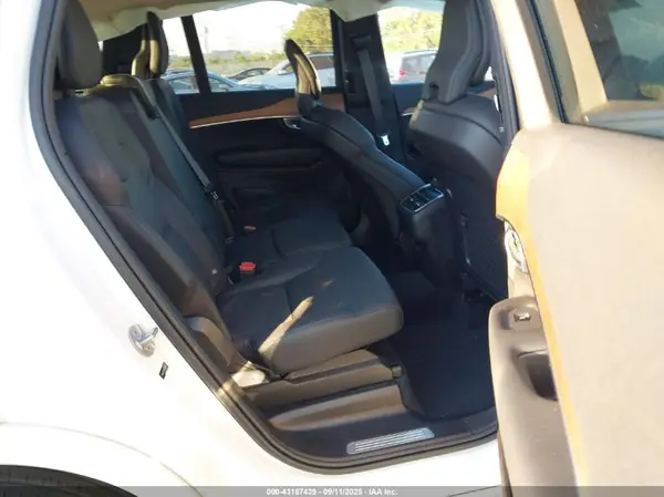 YV4062PE5R1154008 2024 VOLVO XC90 - Image 8