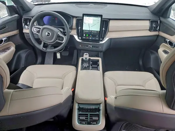 YV4062PE5T1434406 2026 VOLVO XC90 - Image 8