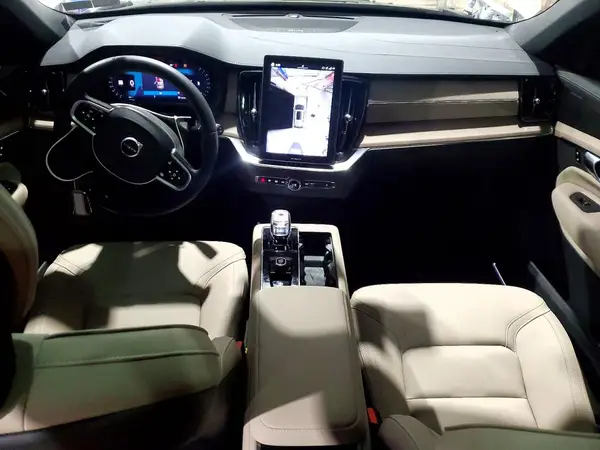 YV4062PE5T1488336 2026 VOLVO XC90 - Image 8