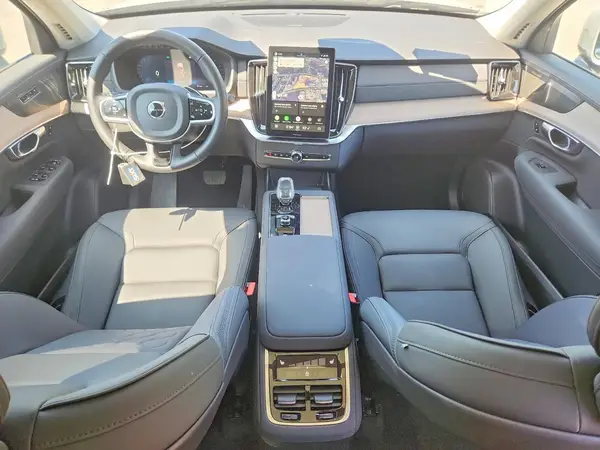 YV4062PE5T1517897 2026 VOLVO XC90 - Image 8