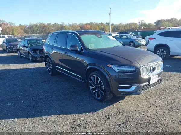 YV4062PE6R1151246 2024 VOLVO XC90 - Image 1