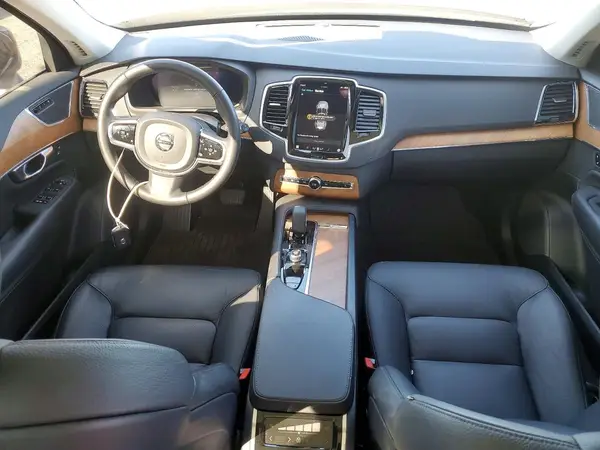 YV4062PE6R1194288 2024 VOLVO XC90 - Image 8
