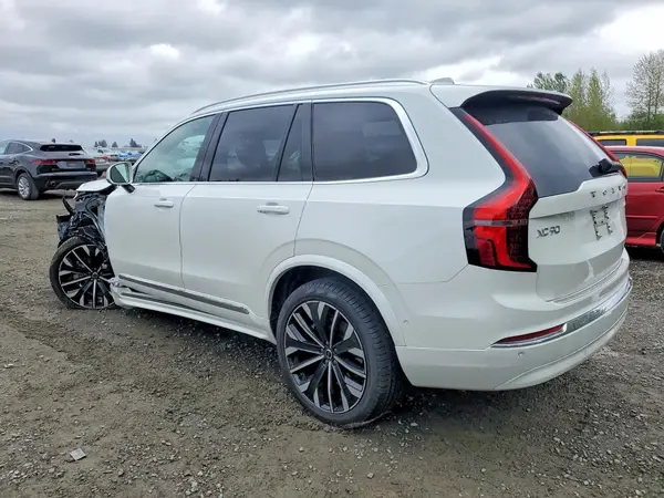 YV4062PE6T1506682 2026 VOLVO XC90 - Image 2