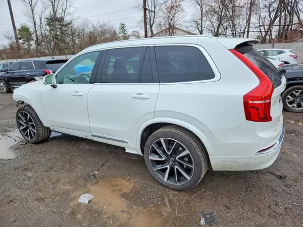 YV4062PE7R1185602 2024 VOLVO XC90 - Image 2