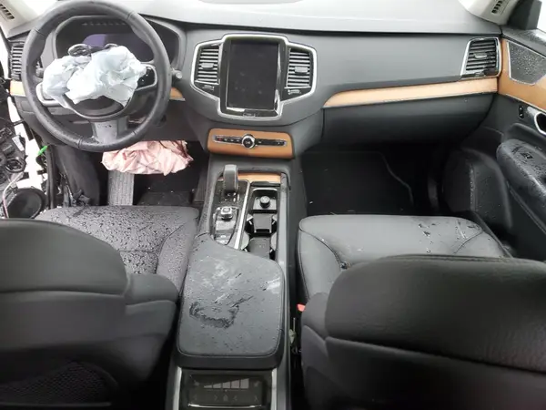 YV4062PE7R1199810 2024 VOLVO XC90 - Image 8