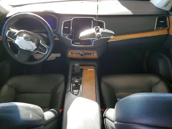 YV4062PE8R1196785 2024 VOLVO XC90 - Image 8