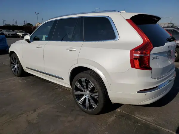 YV4062PE8S1316123 2025 VOLVO XC90 - Image 2
