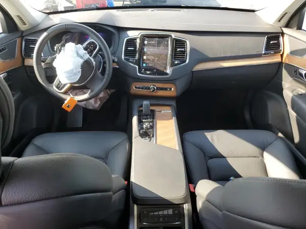YV4062PE8S1316123 2025 VOLVO XC90 - Image 8