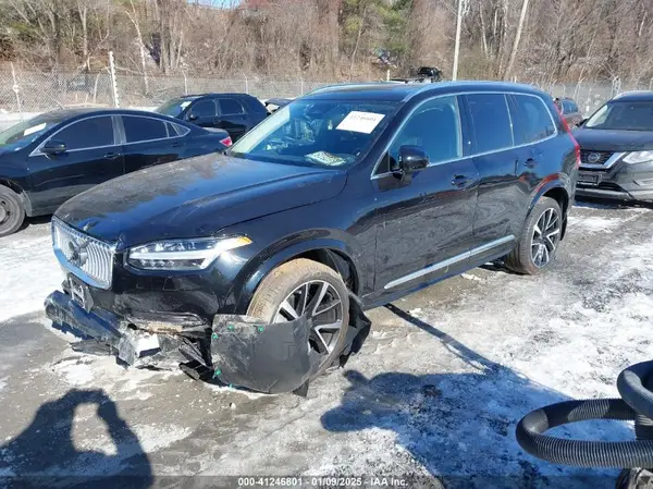 YV4062PE9R1172236 2024 VOLVO XC90 - Image 2