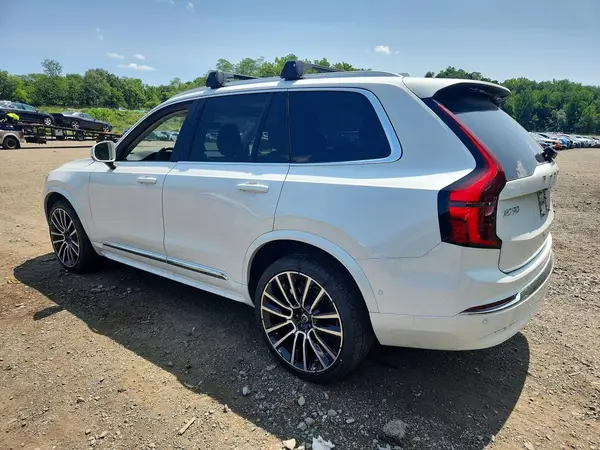 YV4062PE9T1482023 2026 VOLVO XC90 - Image 2