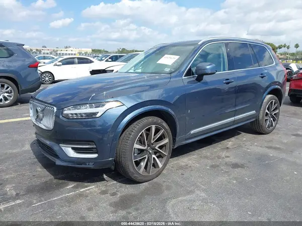YV4062PEXS1339290 2025 VOLVO XC90 - Image 2