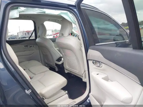 YV4062PEXS1339290 2025 VOLVO XC90 - Image 8
