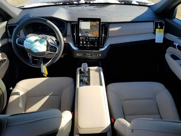 YV4062PEXT1464842 2026 VOLVO XC90 - Image 8
