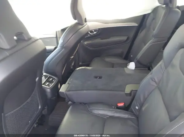 YV4062PF0S1296328 2025 VOLVO XC90 - Image 8